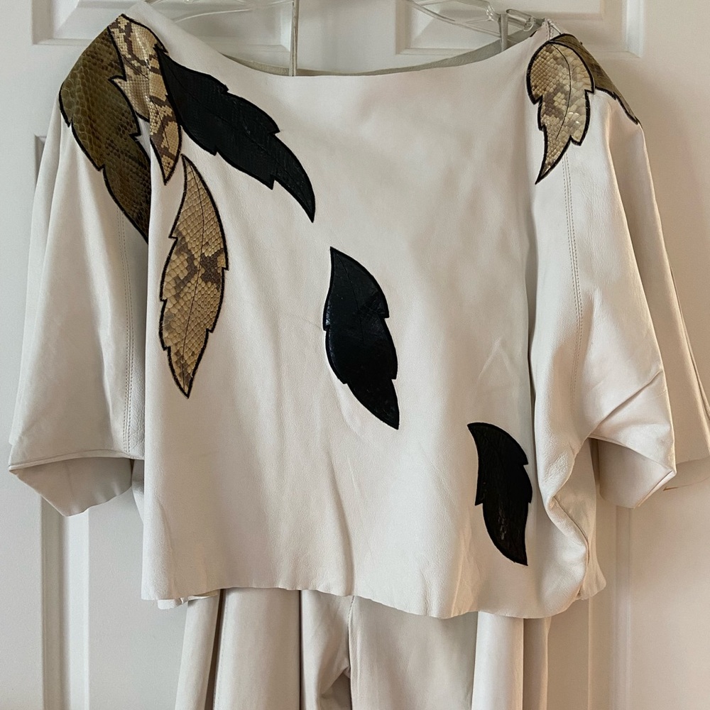 Cream White Boxy Crop Blouse with 3/4 Sleeves